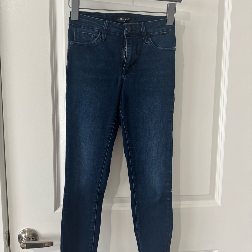 Skinny Jeans in Dark Blue